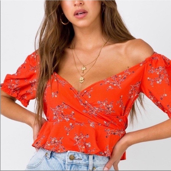 Princess Polly Tops - Princess Polly Rhea Top Size 4